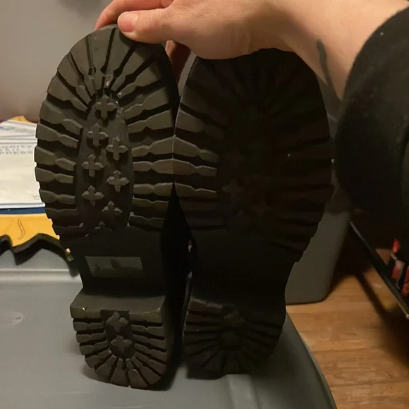 Qupid Boots🔥 - Picture 5 of 7